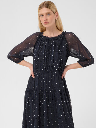 PART TWO Draga robe