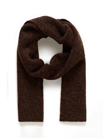PART TWO Svea scarf