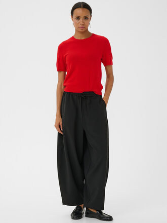 PART TWO Everlotta pullover berry