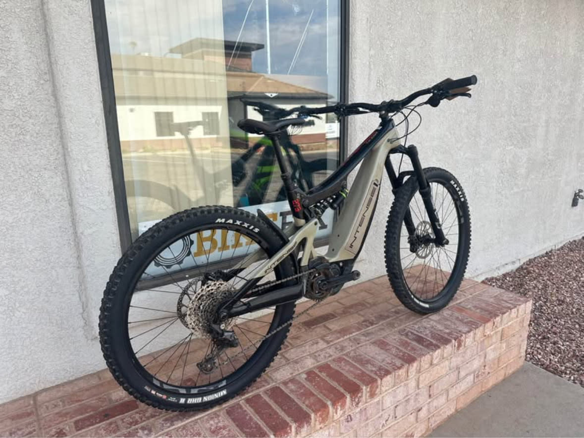 Intense SALE Intense Tazer E-bike, DVO Expert  (Medium , tan/black) DEMO