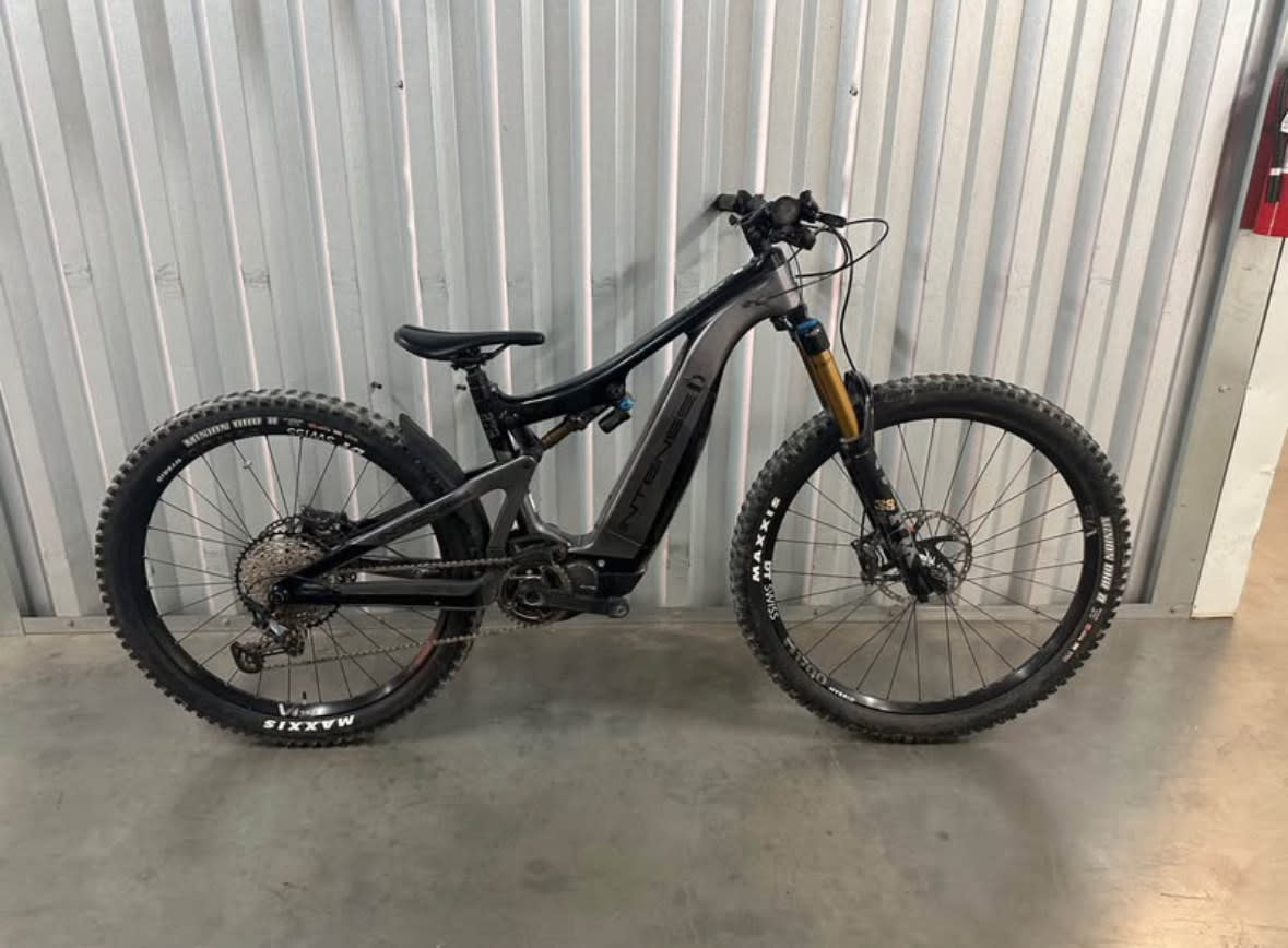 Intense SALE Intense Tazer E-Bike Pro  - (SM, BLACK) DEMO