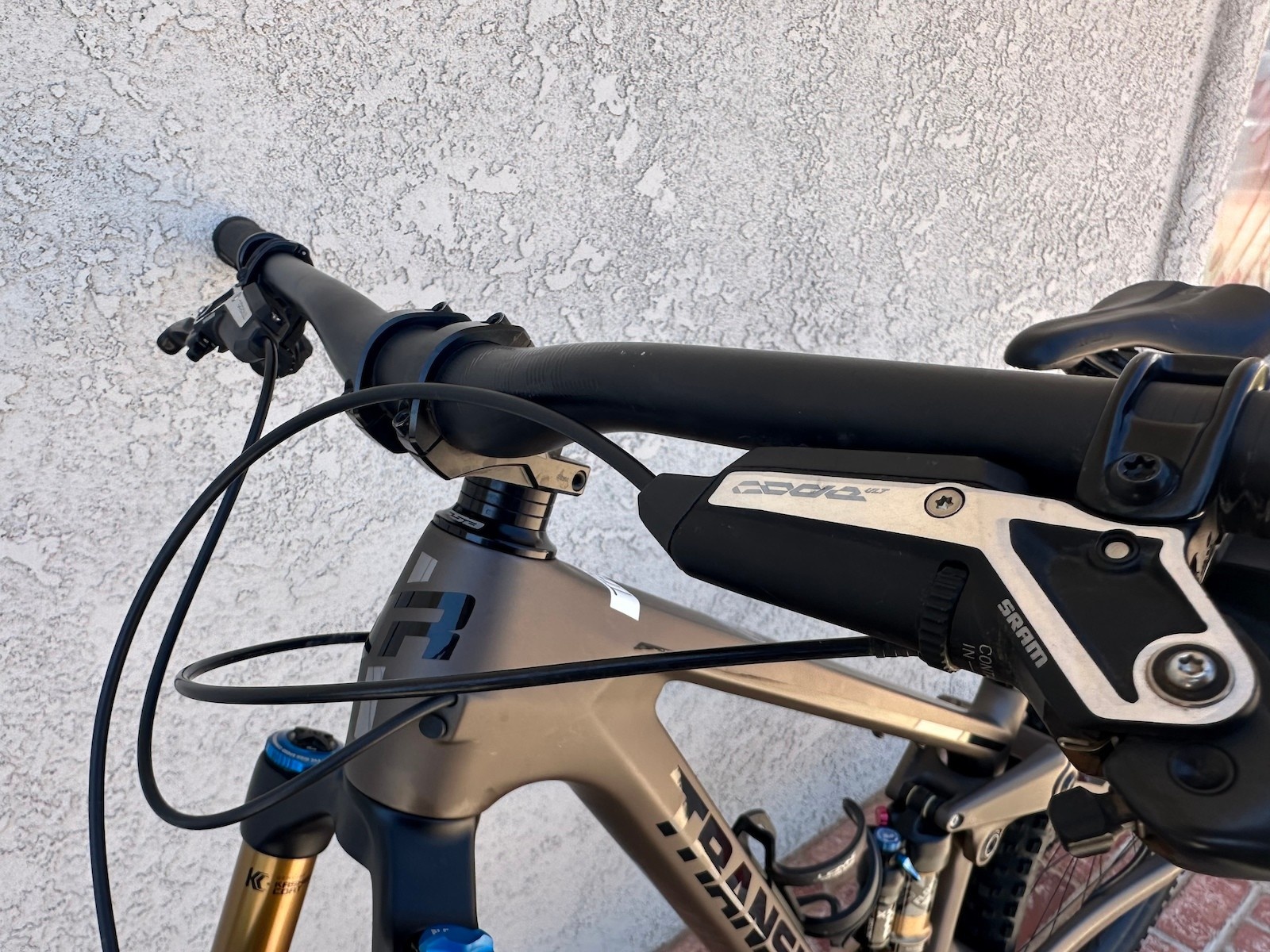 Transition SALE Transition Smuggler Carbon X0 T-type (Small, Espresso) DEMO