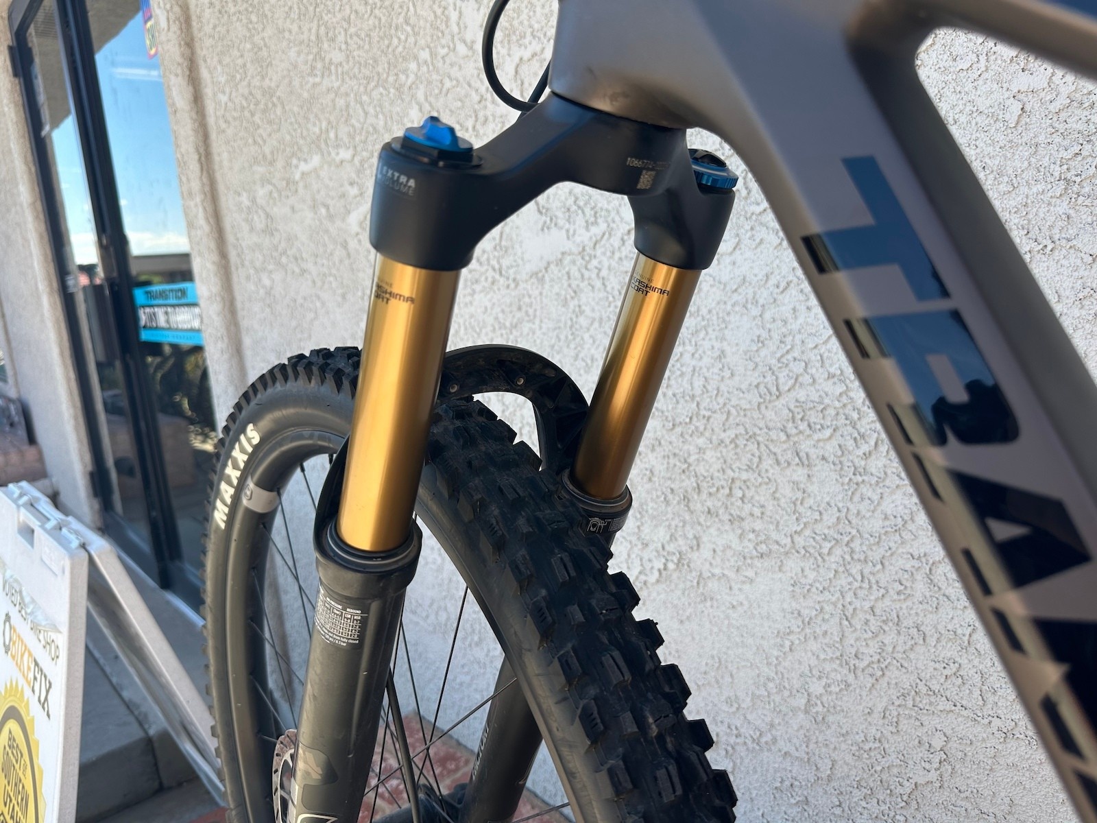 Transition SALE Transition Smuggler Carbon X0 T-type (Small, Espresso) DEMO