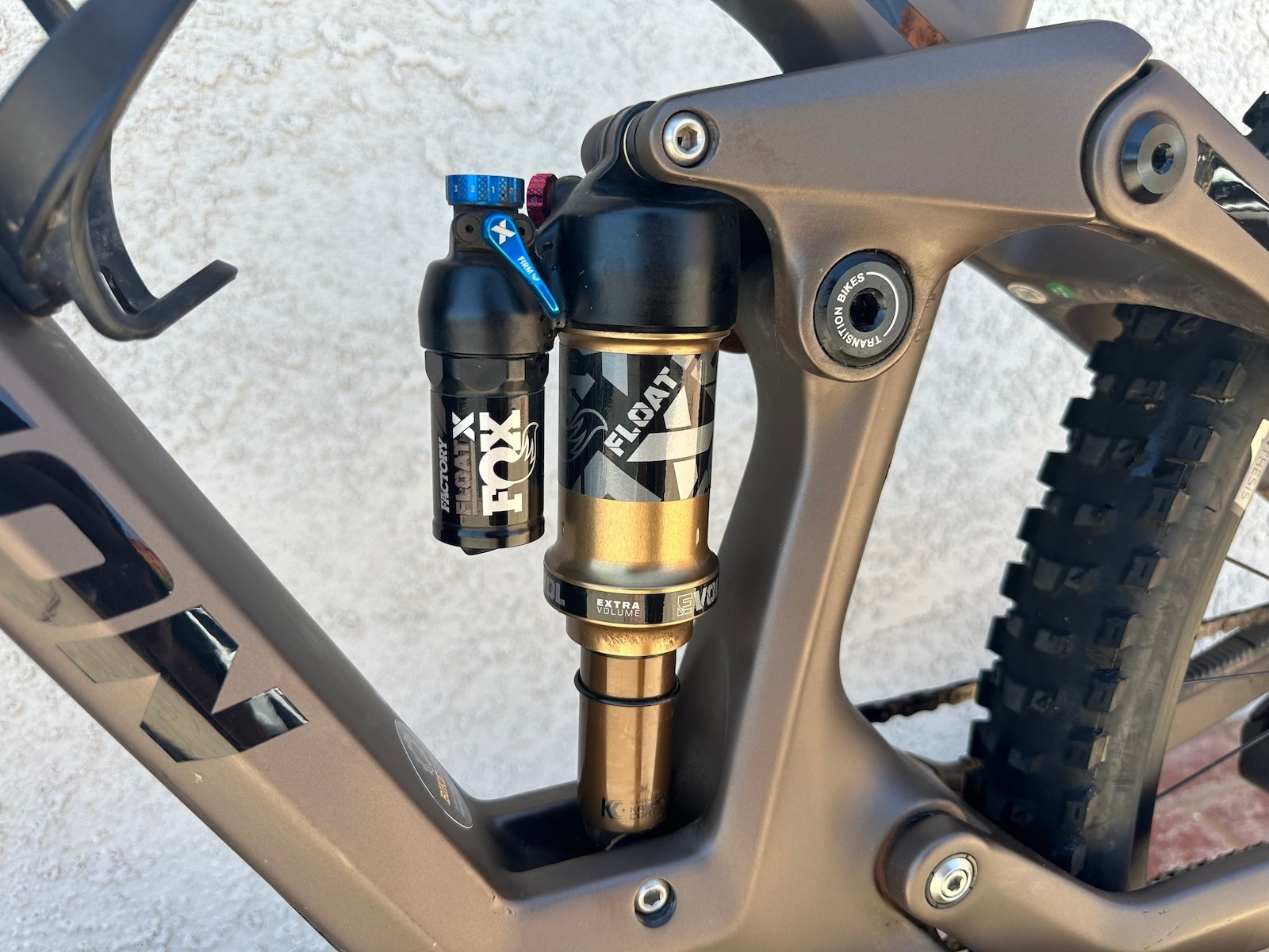 Transition SALE Transition Smuggler Carbon X0 T-type (Small, Espresso) DEMO