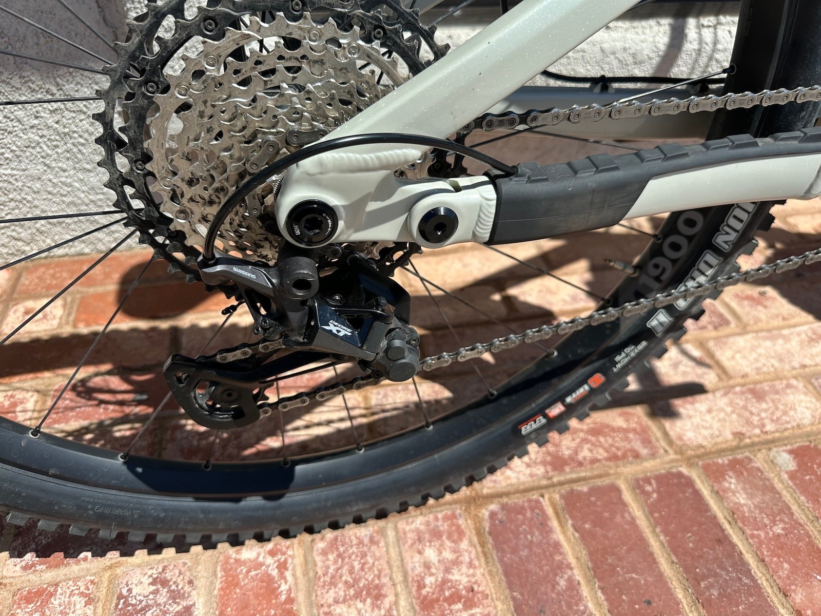 Transition SALE 2025 Transition Sentinel V3 Alloy XT (Medium Glacier White) DEMO