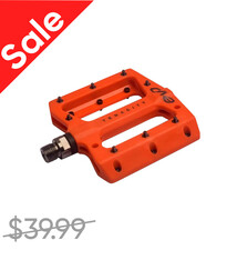 SALE EVO, Tenacy, Platform Pedals Body: Nylon Spindle: CR-MO p/16th, ORANGE
