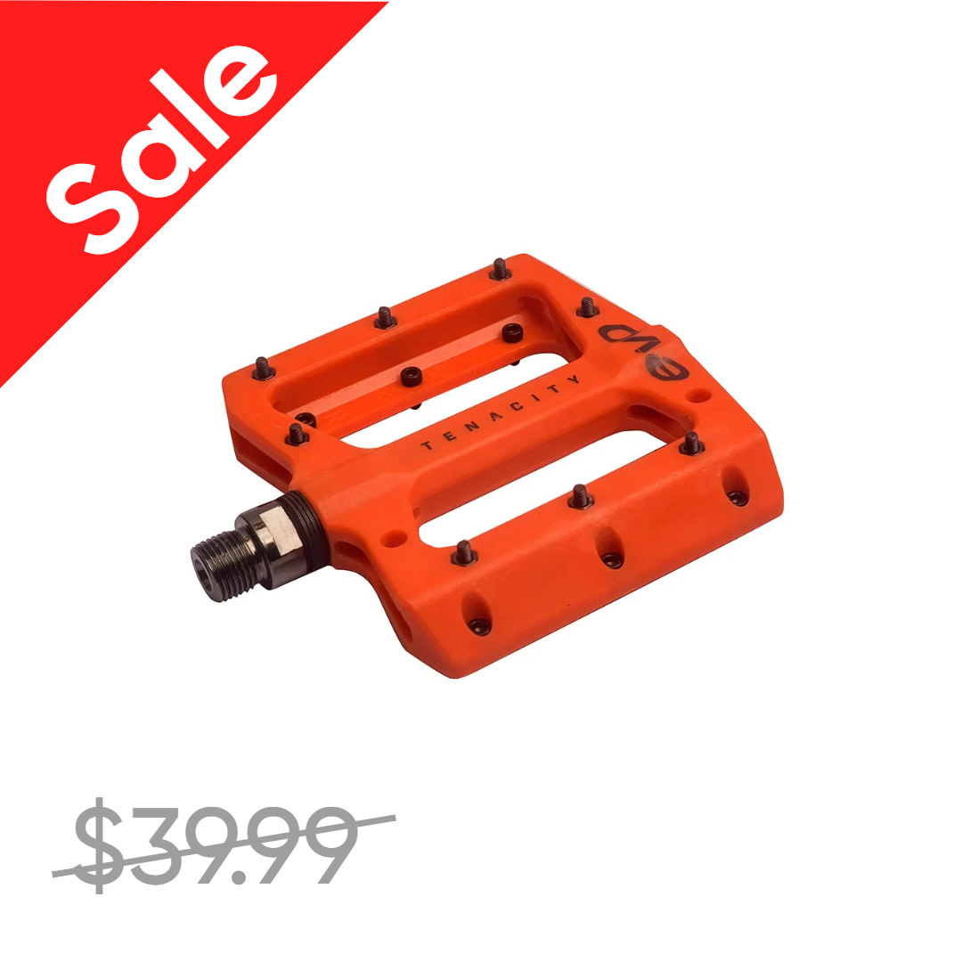 SALE EVO, Tenacy, Platform Pedals Body: Nylon Spindle: CR-MO p/16th, ORANGE