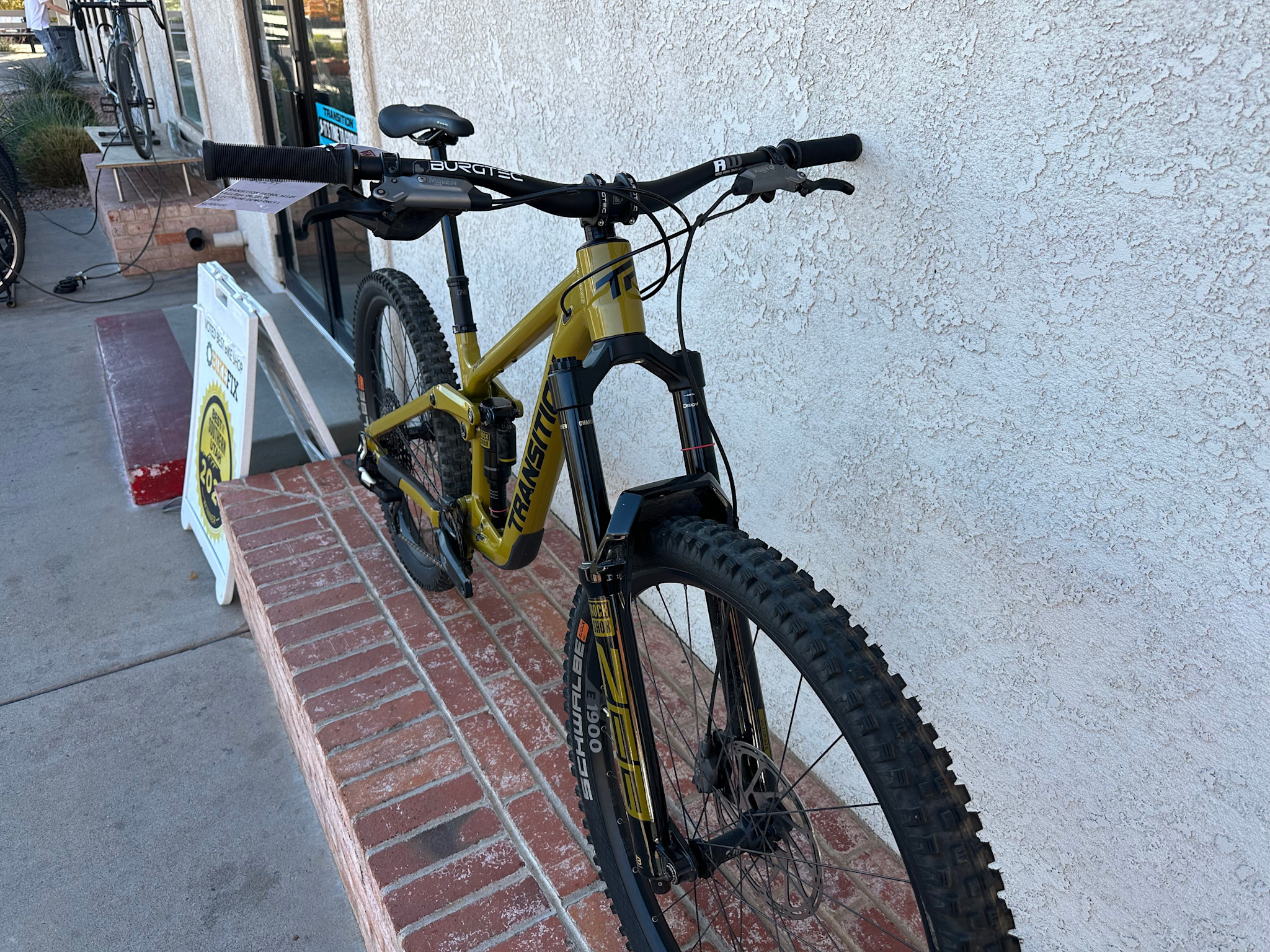 Transition Transition Patrol Alloy Eagle90 (Medium, Electrum) DEMO ONLY 1 RIDE!