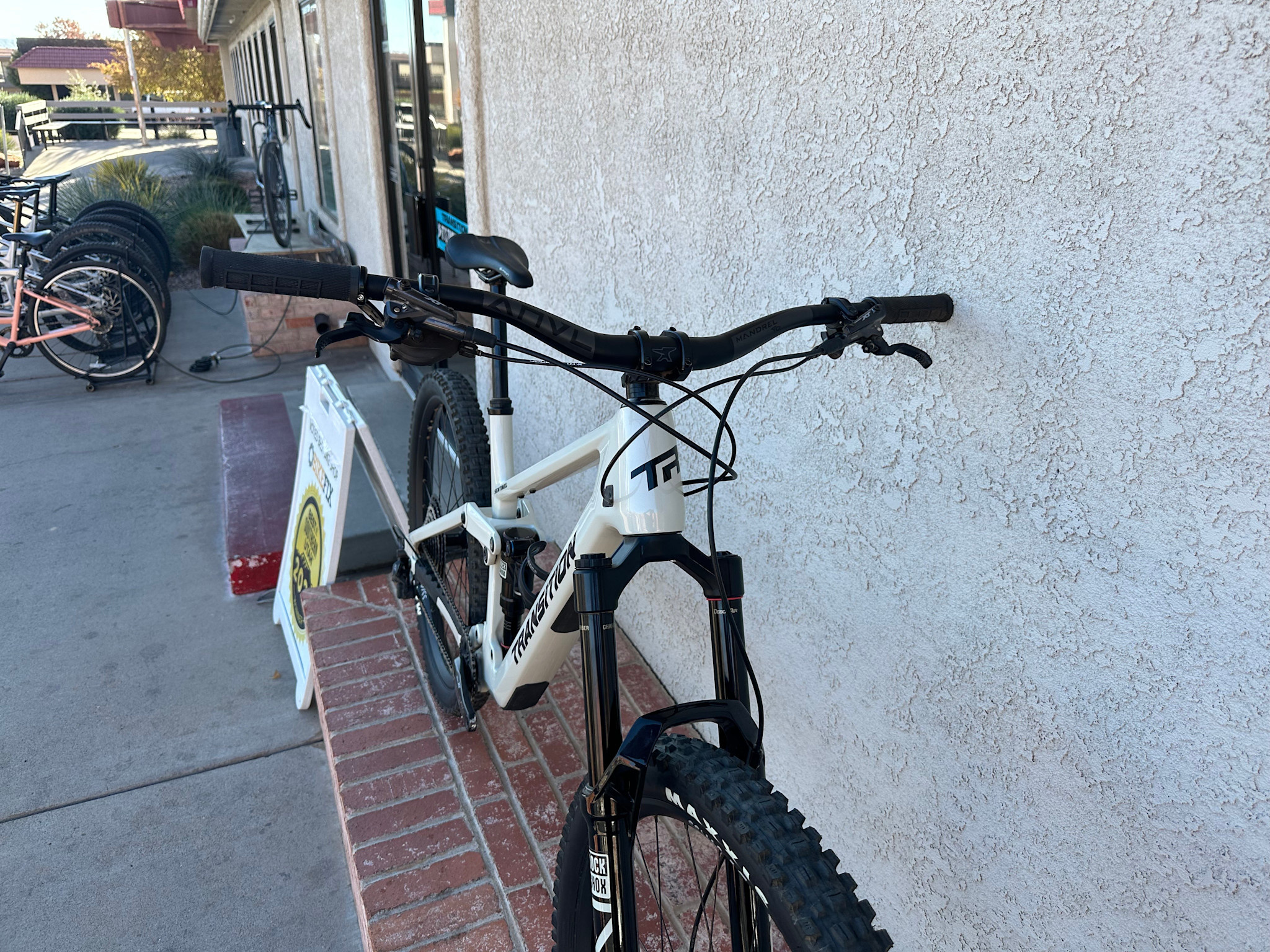 Transition Transition Sentinel Carbon XT (Medium, Glacier White) V3 DEMO