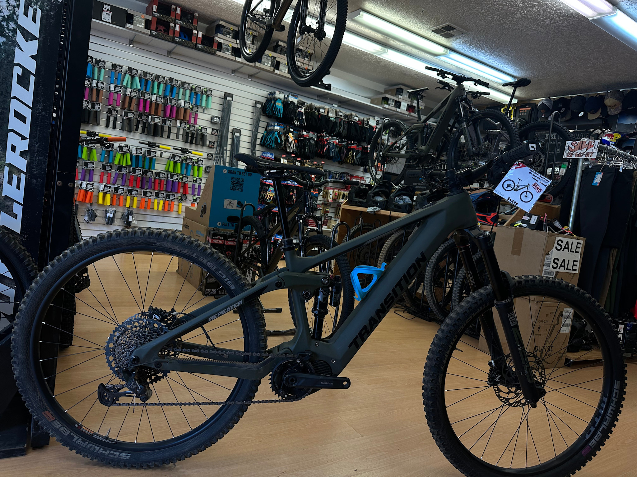 Transition Transition Repeater Carbon NX (Medium, Mossy  Green) DEMO