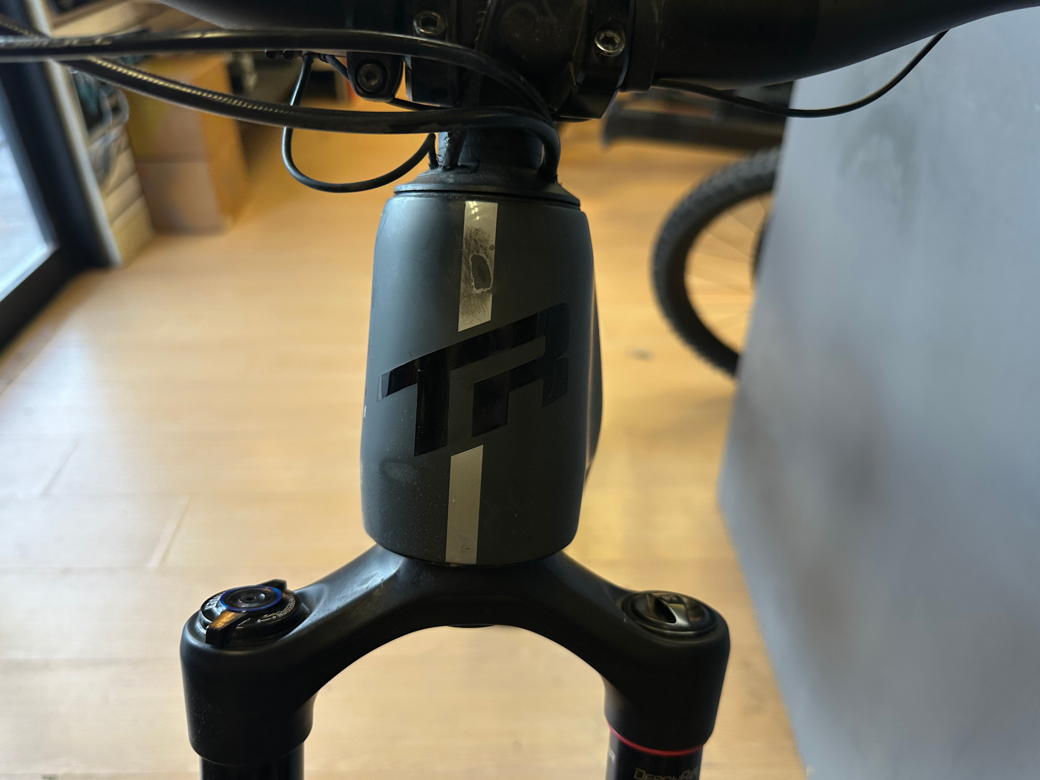 Transition Transition Repeater Carbon GX (Medium, Mossy  Green) DEMO w Rock Shox Lyrik