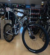 Transition Spur Carbon GX (Small, Hazy Grey)