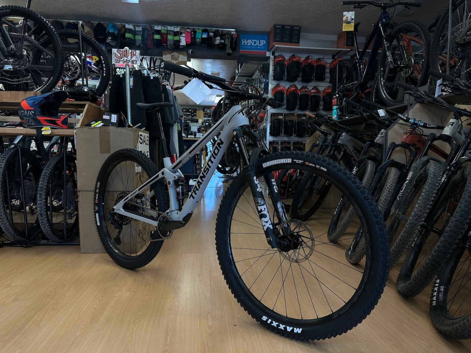 Transition Spur Carbon GX (Small, Hazy Grey)
