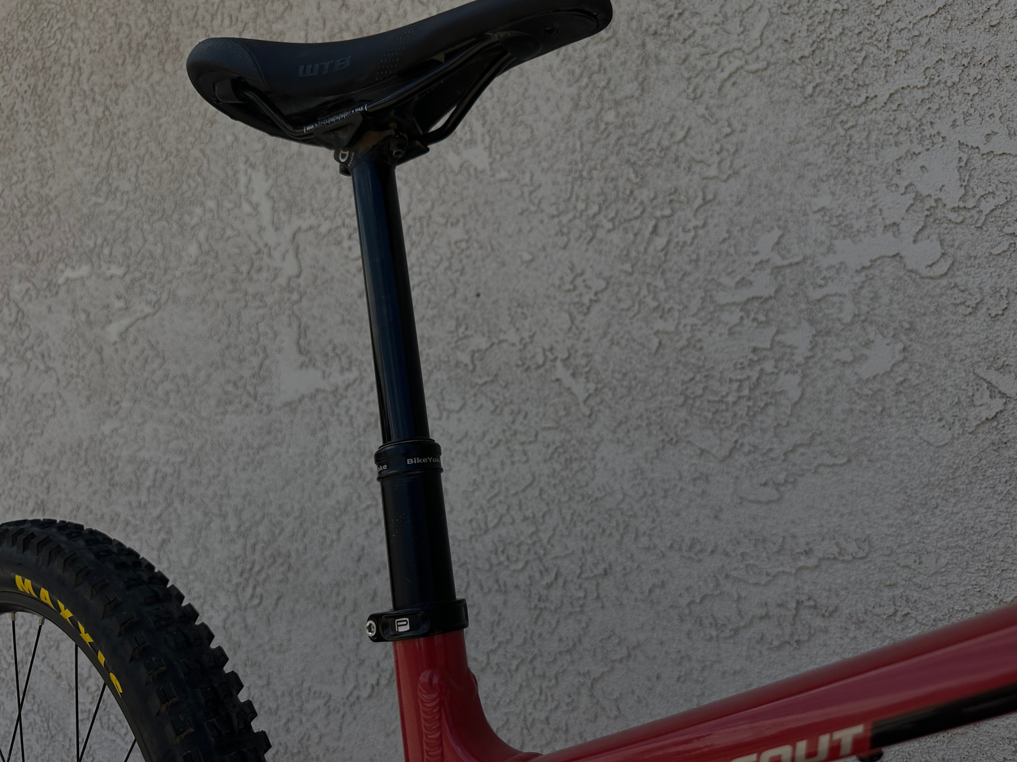 Transition Transition Scout Alloy GX (Medium, Raspberry Red) DEMO