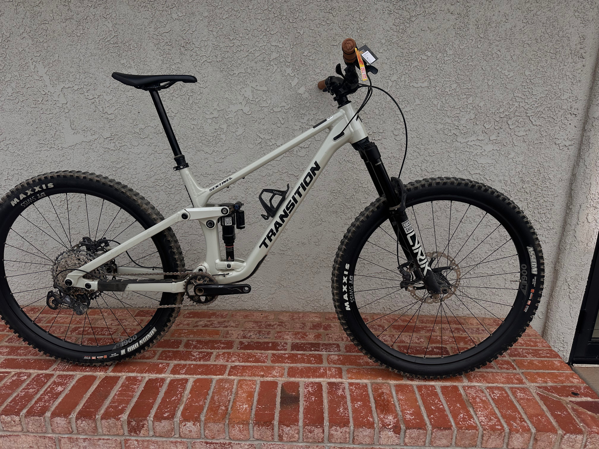 Transition DEMO Transition Sentinel Alloy XT (Large-Glacier White)