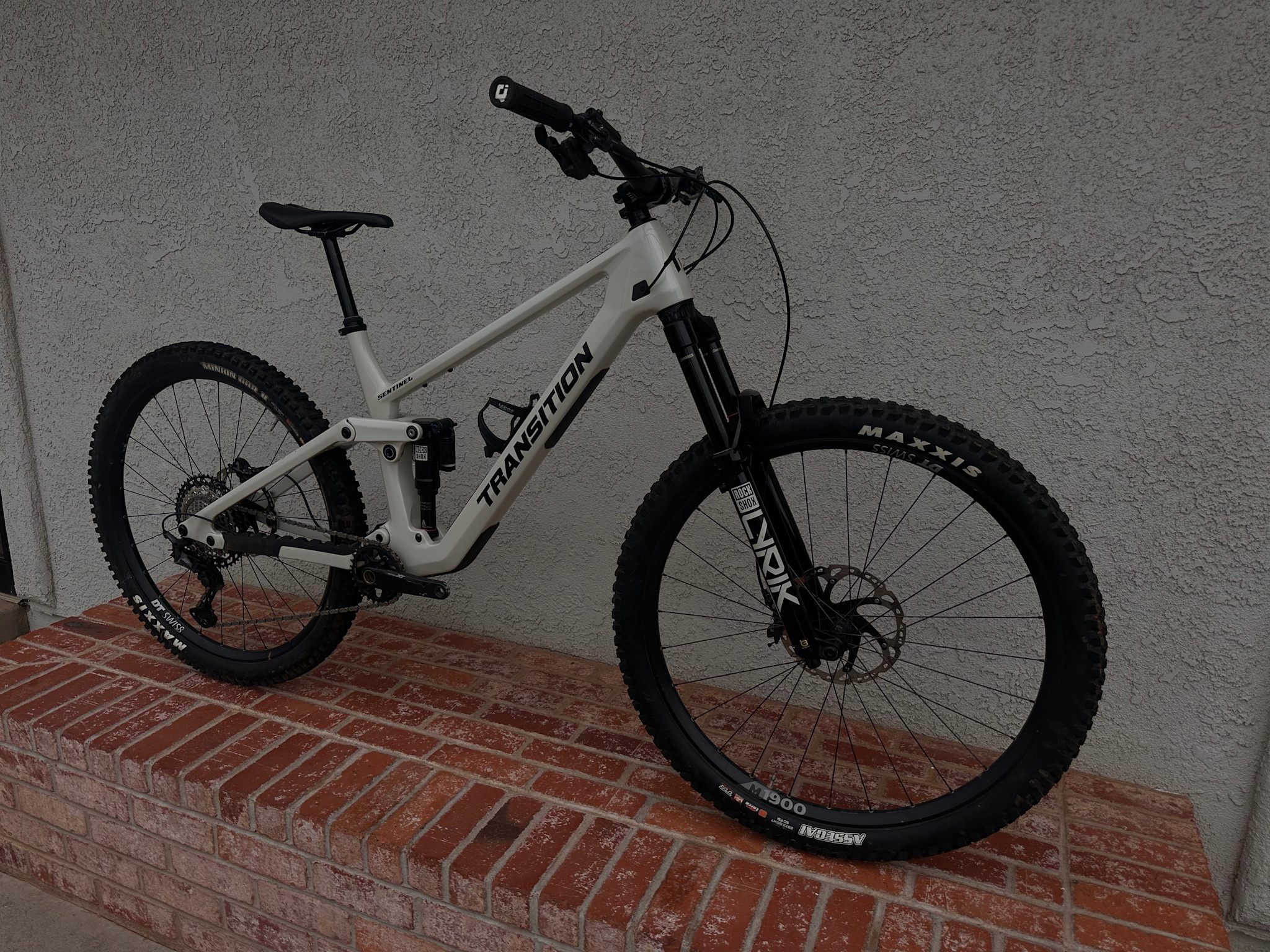Transition Transition Sentinel V3 Carbon XT (X-Large -Glacier White) DEMO