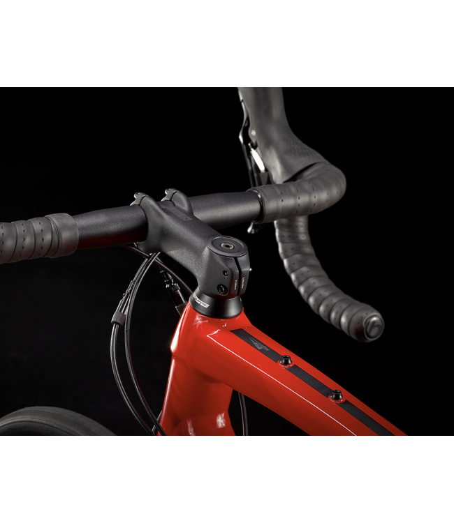 23 Trek Domane Al 4 Disc Gloss Radioactive Red/Matte Black