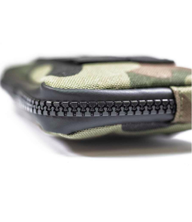 Etui Essentiel Muc-Off Camo