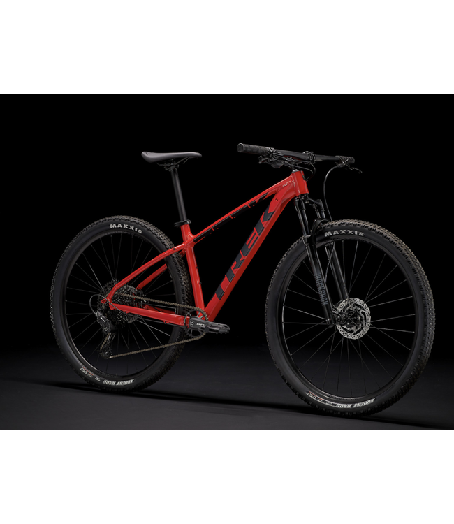21 Trek Marlin 8 Rouge - Vélo Saint-Joseph
