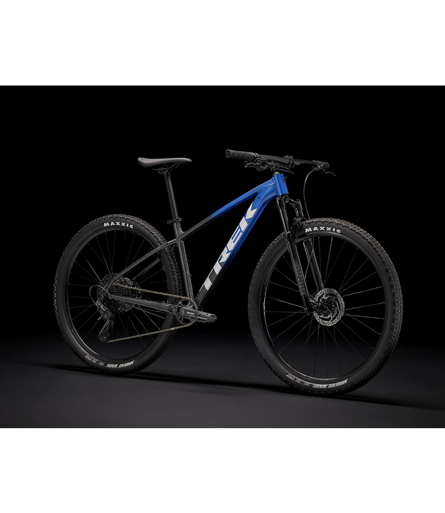 22 Trek Marlin 8 Gloss Alpine / Dnister Black