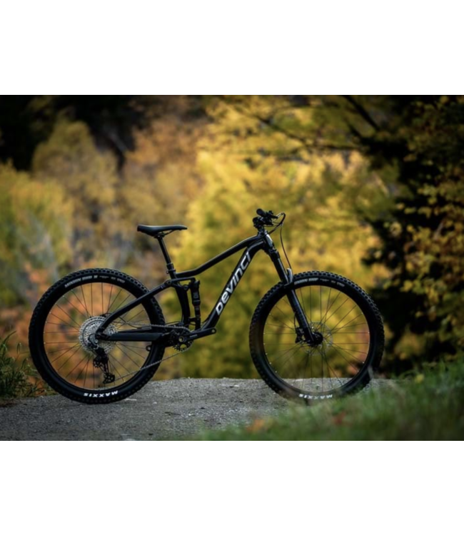 23 Devinci Marshall A29 12s Deore Black Edition