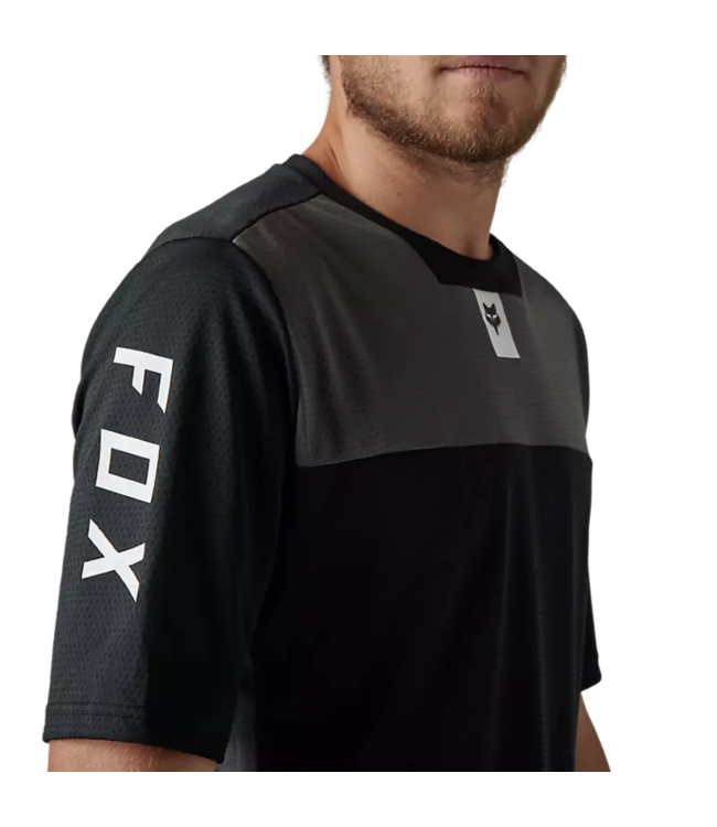 Maillot Fox Defend Manches Courtes Noir