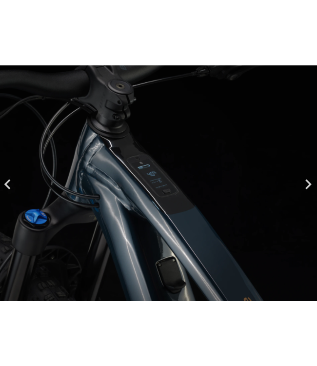 24 Trek Fuel EXe 8 XT Nautical Navy