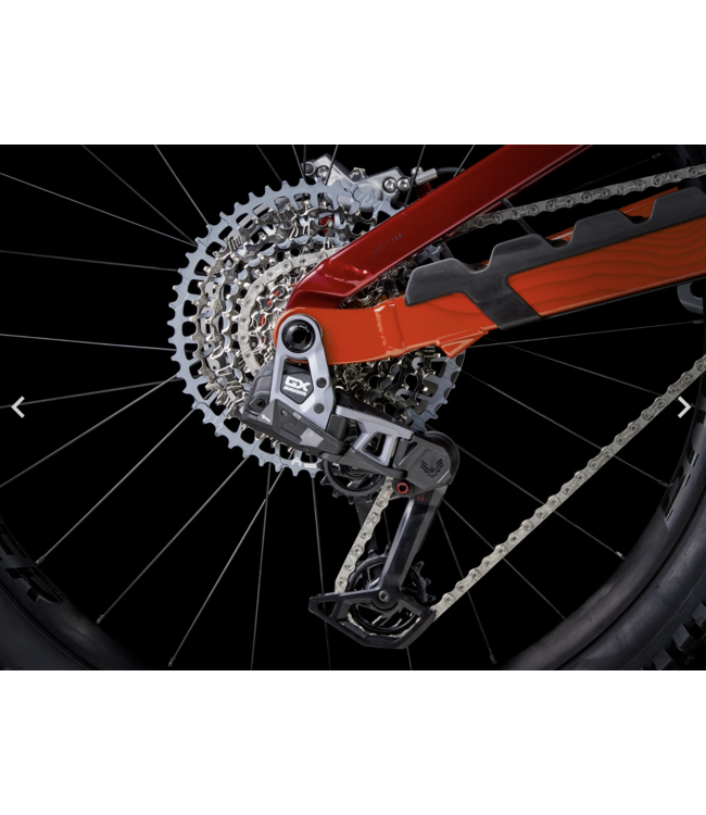 24 Trek Slash 9 GX AXS T-Type Gen 6 Crimson