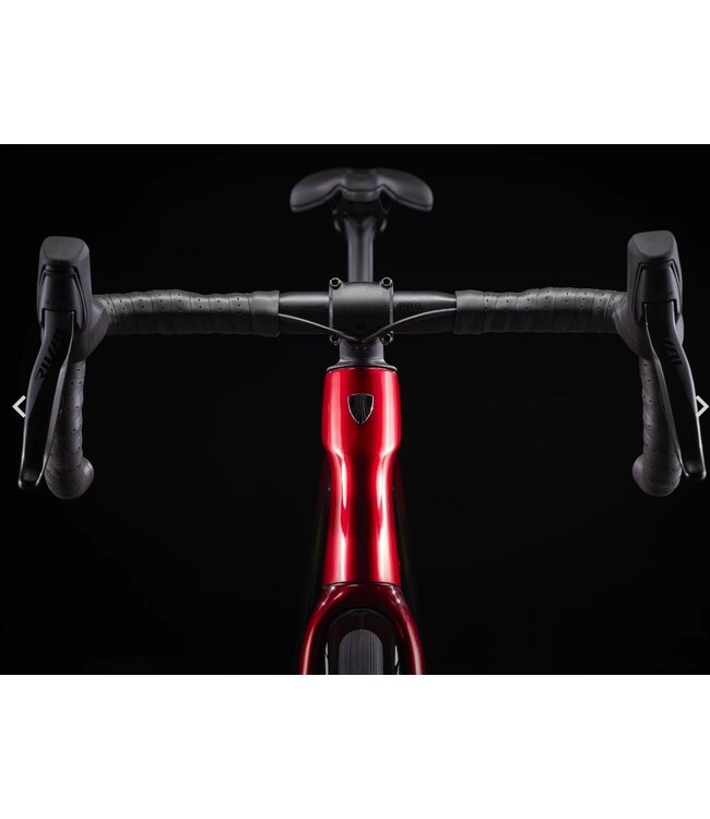 24 Trek Domane SLR 6 AXS Gen 4 Metallic Red Smoke to Blue Smoke Fade
