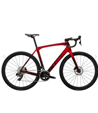 TREK 24 Trek Domane SLR 6 AXS Gen 4 Metallic Red Smoke to Red Carbon Smoke