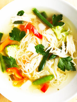 Oriental-style Chicken & Vegetable Soup (325g)