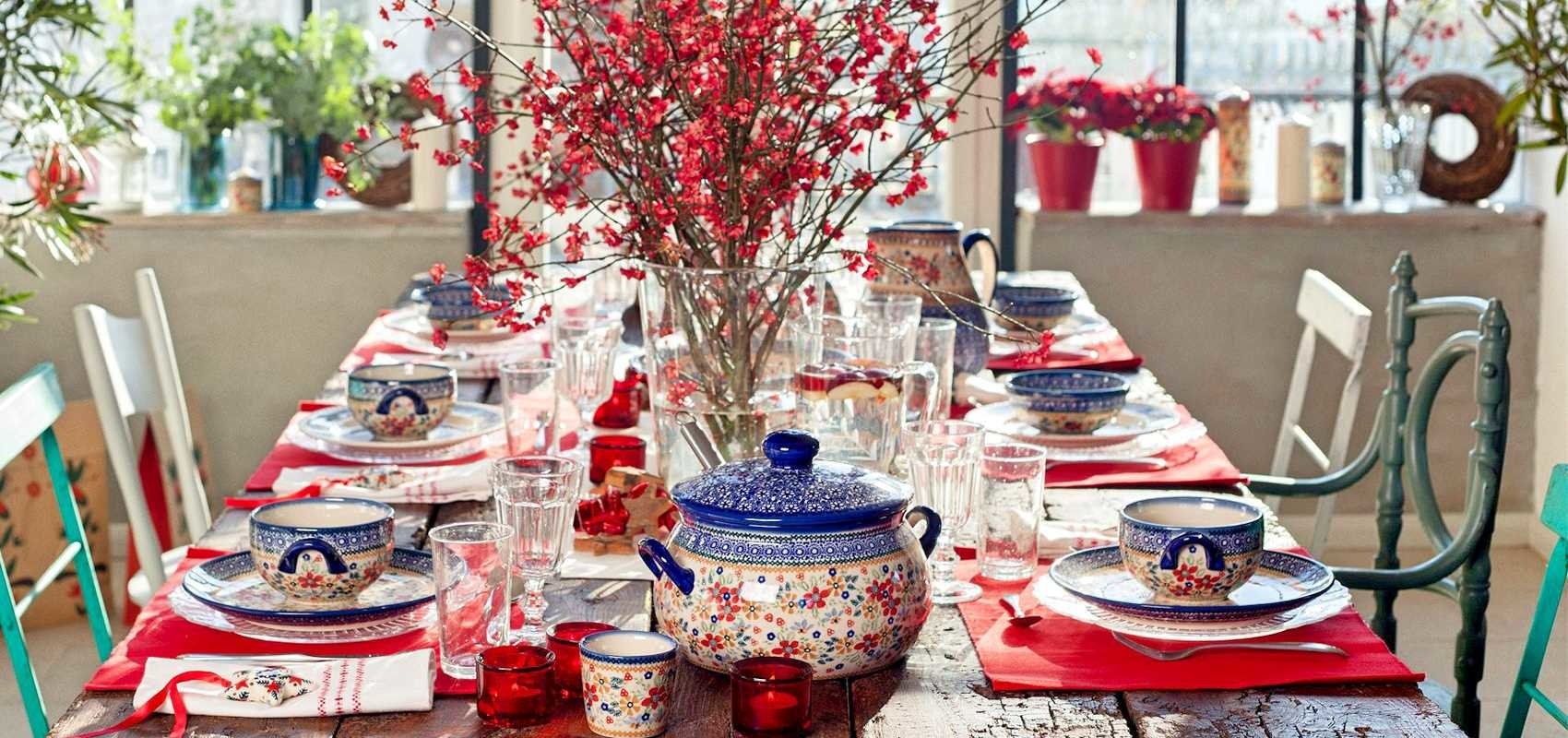 'Tis The Season For Holiday Polish Pottery Place Settings