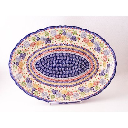 Rennie Scalloped Basia Platter