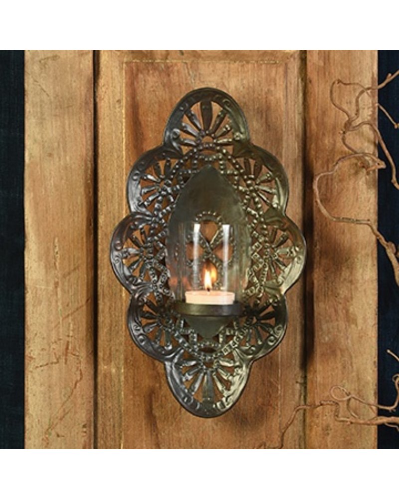 Homart Sala Iron Wall Sconce With Glass Hurricane Sm