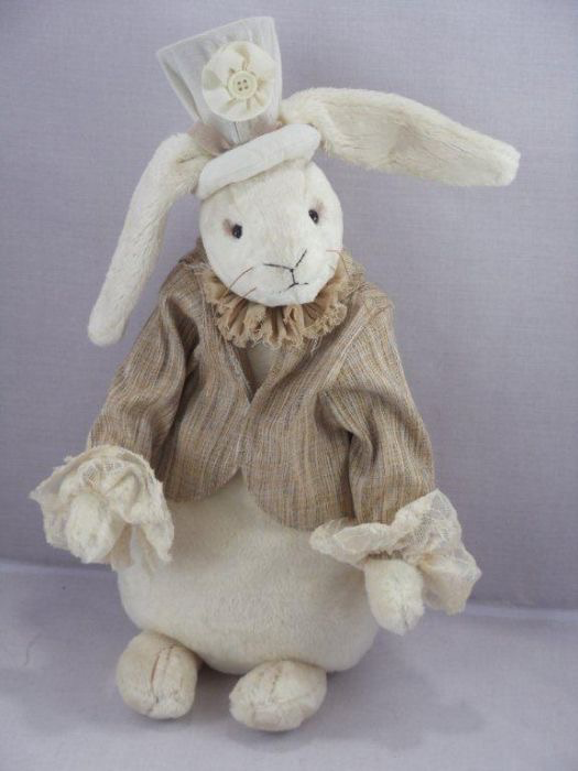 Europe Rabbit K. Ninchen, high quality soft plush, color: white 5-fold jointed, Design: Martina Lehr, limited edition: 333 pcs