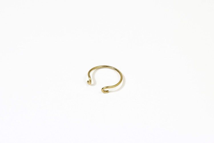 USA Hammered J Ring Gold size 6