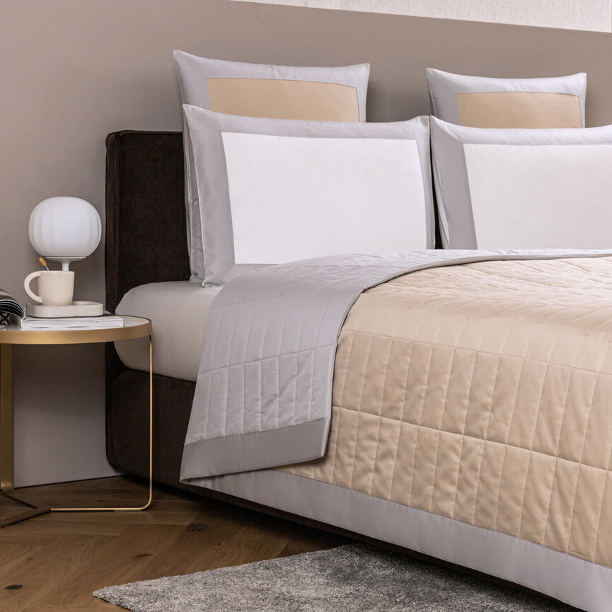 Frette Rectangular- Light Quilt