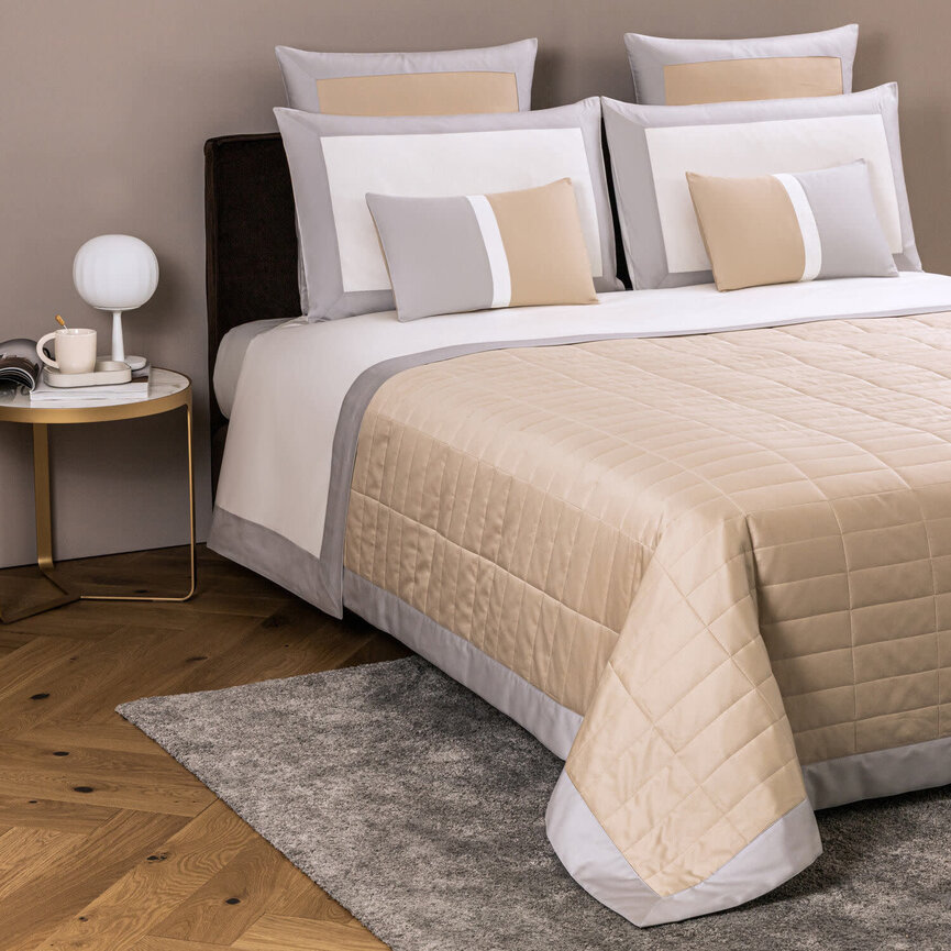 Frette Rectangular- Light Quilt