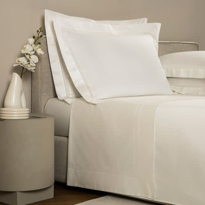 Frette Doppio Ajour- double hemstitch