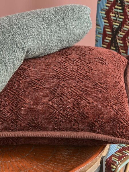 YD Syracuse Decorative Pillow