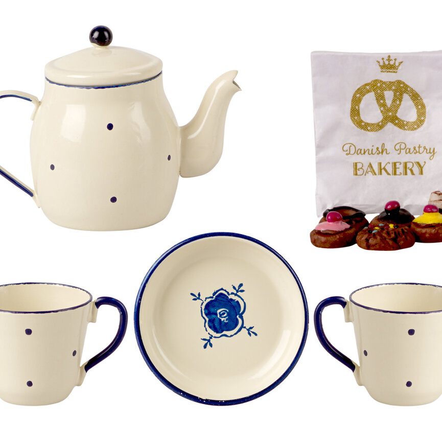 Tea & Biscuits for two