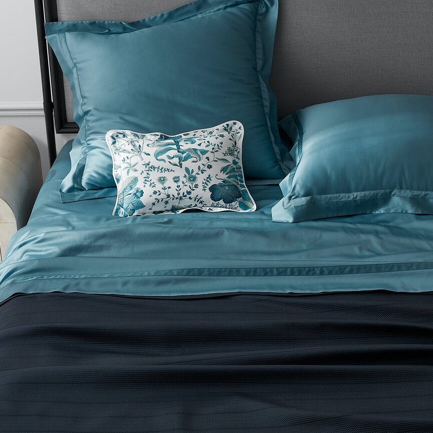 Augusta Coverlet (Disc)