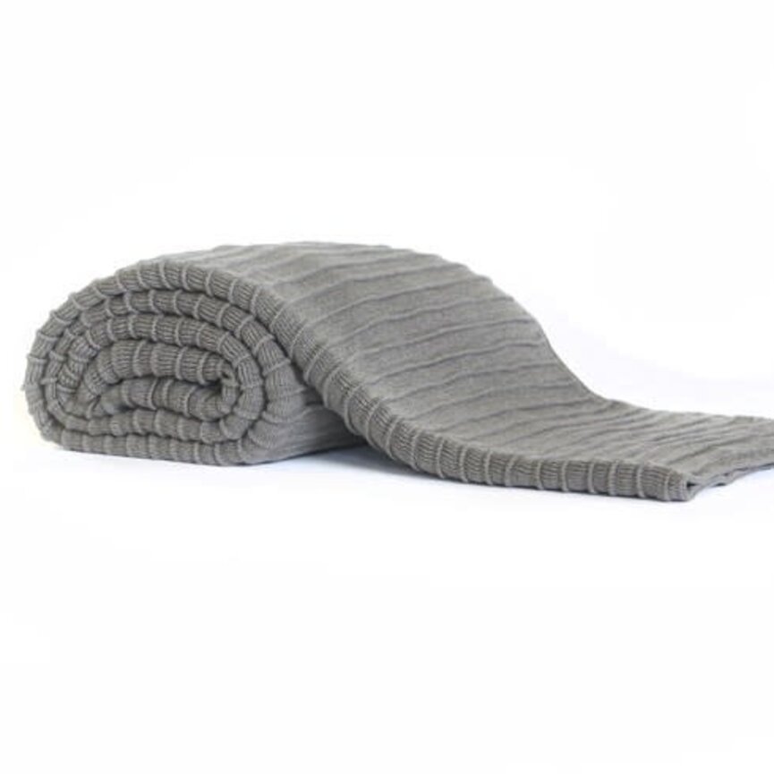 Daniel Stuart Pleat Knit Blankets