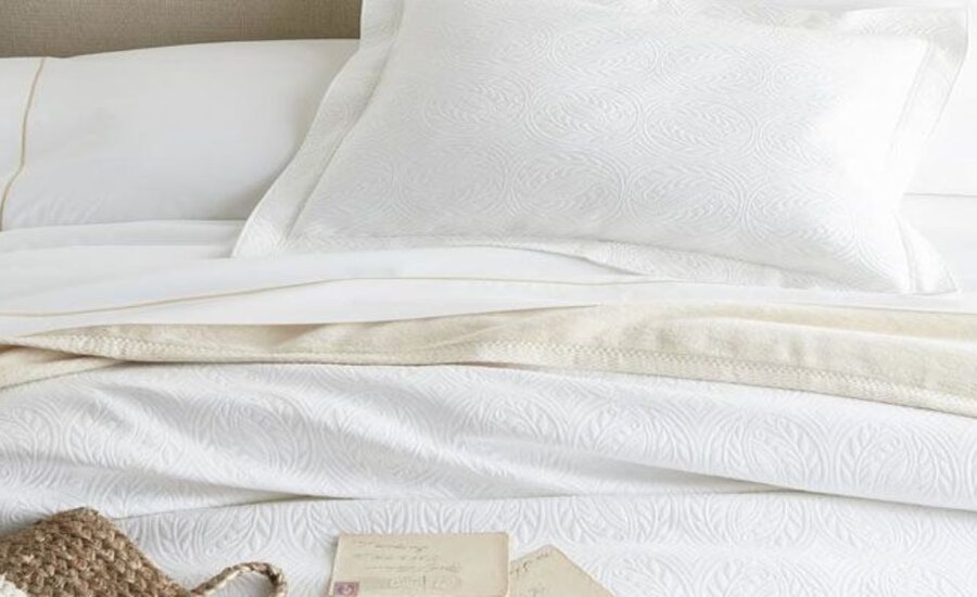 Your Easy Guide to Buying Hypoallergenic Bedding