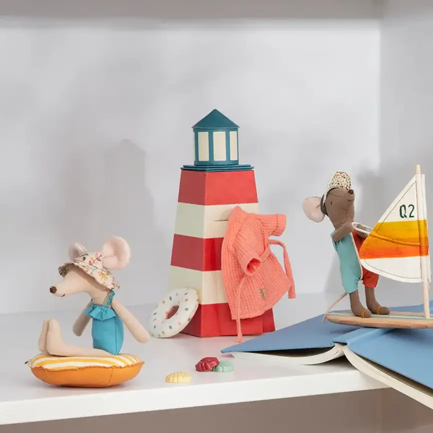 Bathrobe-Coral, Mouse