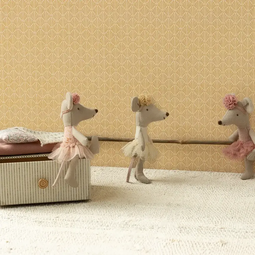 Ballerina Mouse, Little Sister- Off White