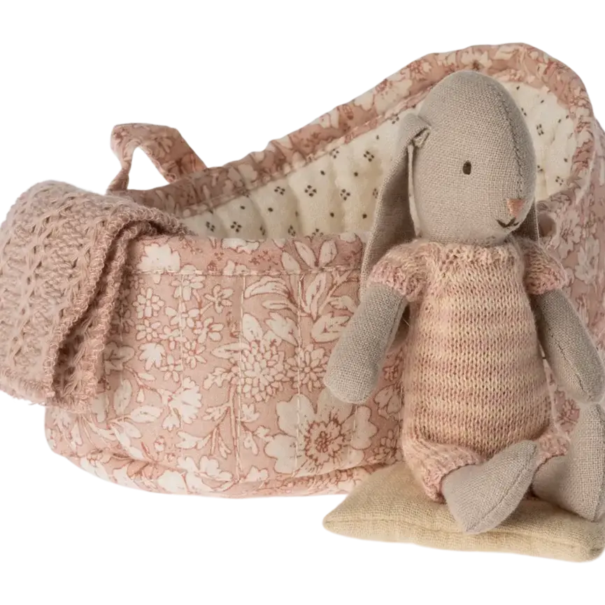 Bunny in carry cot, Micro