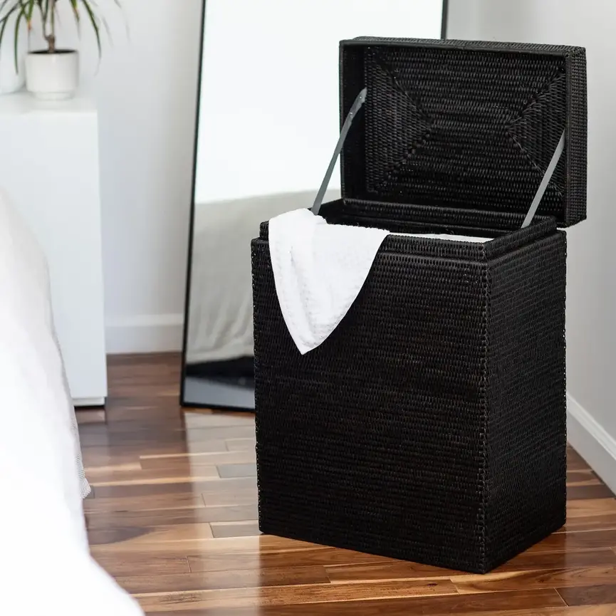 Rattan Retangular Hamper w/hinged lid