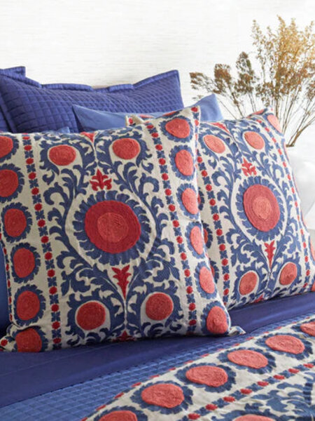AG Suzani Padded Throw Indigo 96x50