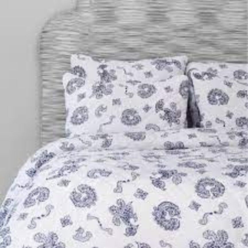 Hand Stitched Printed Quilt